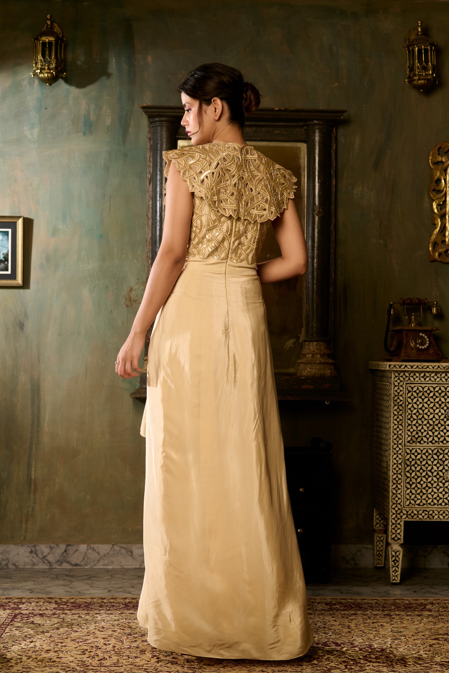 CUTWORK COLLAR DRAPE DRESS