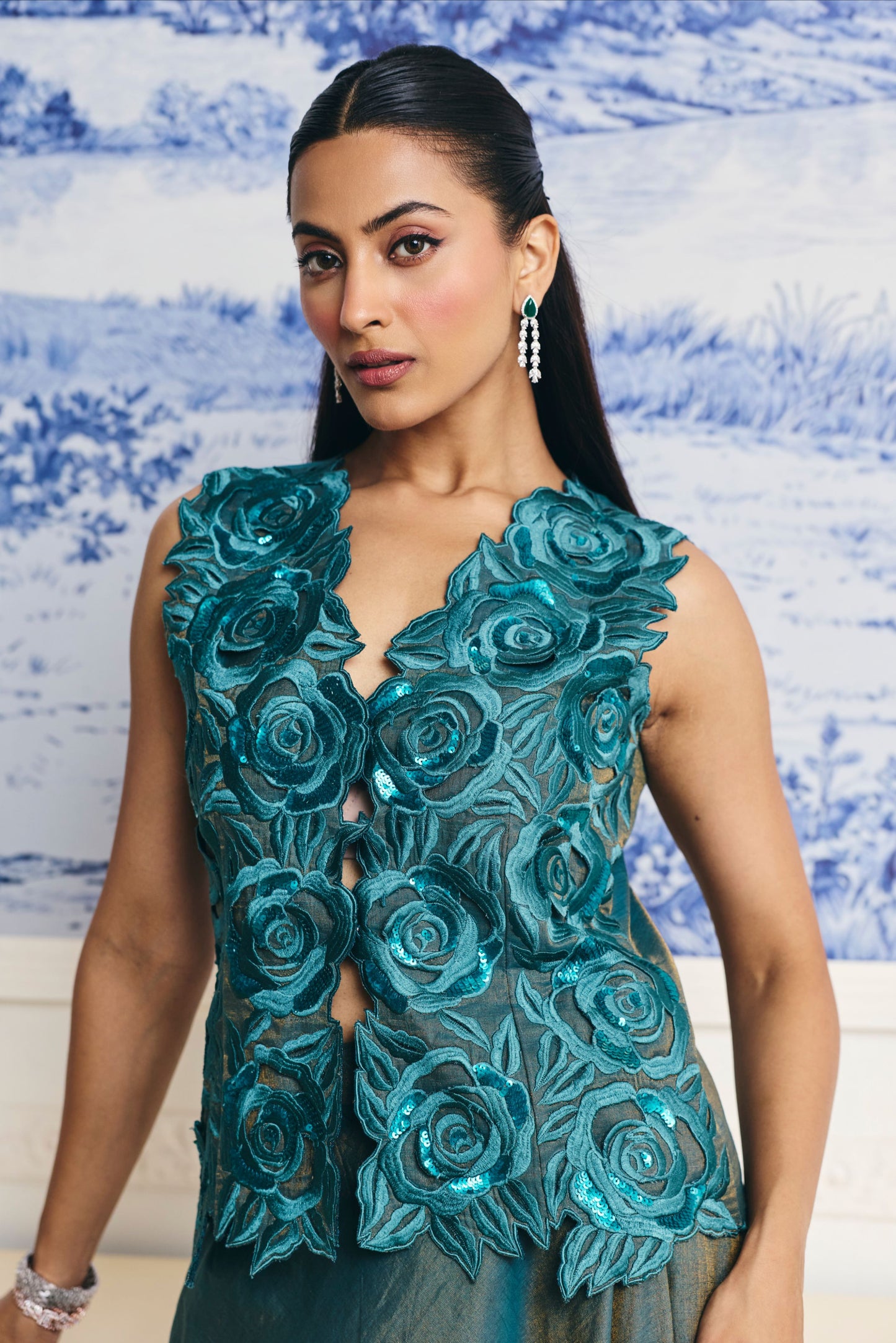 Nila Cutwork Set